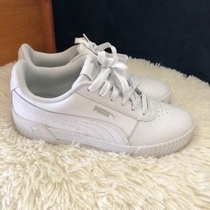 Puma Corina size 7